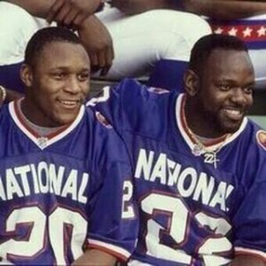 Barry Sanders Instagram - Could not just pick 1 of me and 
@emmittsmith22 for #TBT - It was great seeing you in PHX - And sharing the announcing of the 1st @jimbrown 
 award winner is yet another 
@nfl memory we got to make together. @detroitlionsnfl @dallascowboys 
 @clevelandbrowns @nflpa 
 @profootballhof