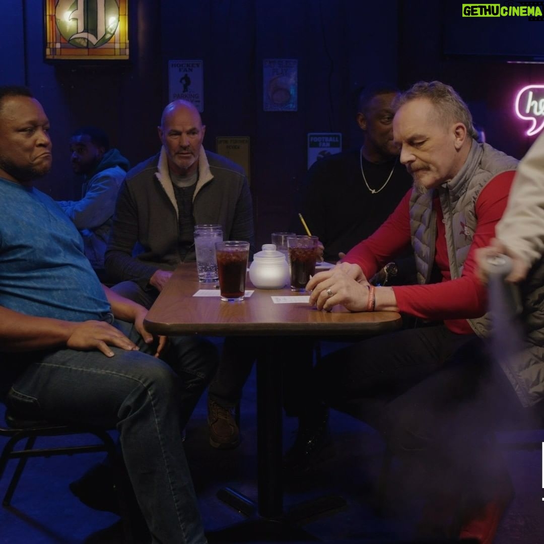 Barry Sanders Instagram - If you can't laugh at yourself... So, share & like this blooper reel from our new ad with @800callsam & follow me for a chance to win a signed & rare @paniniamerica #PersonalSamples refractor #SandersSponsors But if you get hurt in an accident - no joke - Call 800CallSam