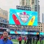 Barry Sanders Instagram - It's @directv Holiday Bowl. 35 years ago this was my last @ncaa game. @usc_athletics vs @louisvillefb let's go