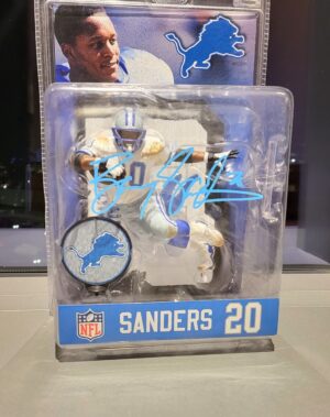 Barry Sanders Instagram - Merry Christmas! 
What better way to celebrate than 1 last #SandersSponsors giveaway?
 
Repost this link to order the last remaining @mcfarlane_toys_official figures made to commemorate the statue the @detroitlionsnfl put in @fordfield and follow us for a chance to win. 

CLICK TO ORDER http://tinyurl.com/5n6u9nnu

Here is what you are playing for.

#winner #Giveaways #contest #entertowin