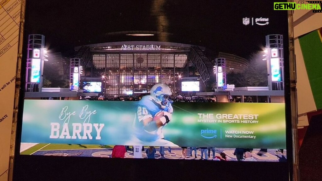 Barry Sanders Instagram - I tune into @nflonprime to watch #tnf & that is how I found out that #byebyebarry is the "Most Viewed Documentary in @primevideo history" I am really proud & honored that @detroitlionsnfl & @nfl fans have enjoyed the story & journey. Heading to #NewOrleans for the #detvsno game #roar