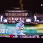 Barry Sanders Instagram - I tune into @nflonprime to watch #tnf & that is how I found out that #byebyebarry is the "Most Viewed Documentary in @primevideo history" I am really proud & honored that @detroitlionsnfl & @nfl fans have enjoyed the story & journey. Heading to #NewOrleans for the #detvsno game #roar