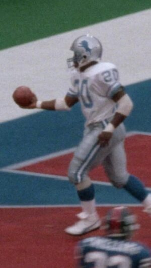 Barry Sanders Instagram - Our guy @barrysanders was as humble of a superstar as they come

Check out #ByeByeBarry, streaming now on @primevideo 🤠