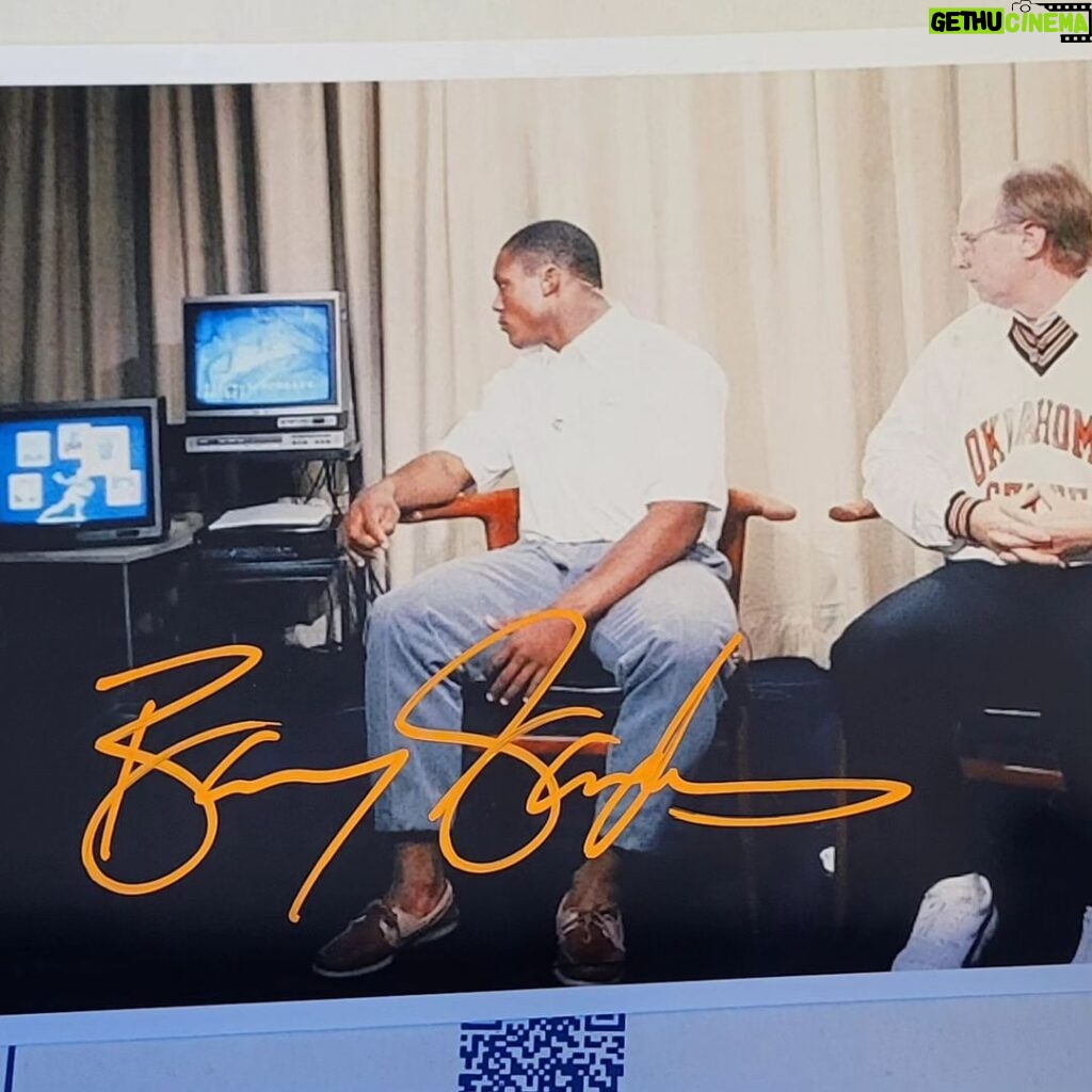 Barry Sanders Instagram - Hey @okstate @osuathletics today's #SandersSponsor giveaway is for you. Win this signed pic of me & #coachpatjones from the first remote @heismantrophy win. SHARE this with your favorite #poke picture from my time there & follow us all for a chance to win. #win