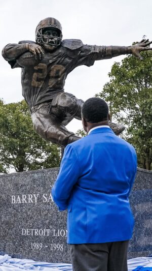 Barry Sanders Instagram - There it is!

#EasyToCelebrate