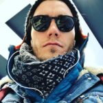 Bartosz Gelner Instagram - Szansa na okno pogodowe, atak na warzywniak z trzeciego obozu 83 m.n.p.m Warszawa #awokado#pomidor#jajka