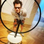 Bartosz Gelner Instagram - sztuka w sztuce vol. 13 słuszne koncepcje. #art#museum #gallerianazionaledartemoderna #marcelduchamp Galleria Nazionale Arte Moderna