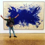 Bartosz Gelner Instagram - Kleine grenzen in blau... sztuka wśród sztuki vol. 3 #art#museum#yvesklein Centre Pompidou