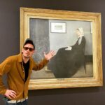 Bartosz Gelner Instagram - sztuka wśród sztuki vol. 12 matki i kochanki… #art#museum#dorsaymuseum #jamesmcneillwhistler#paris #gustavecourbet Musee D'orsay