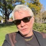 Baz Luhrmann Instagram - TCB Headlines: ELVIS is back in the building around the world ⚡️#elvismovie #elvisthestoryofthescore