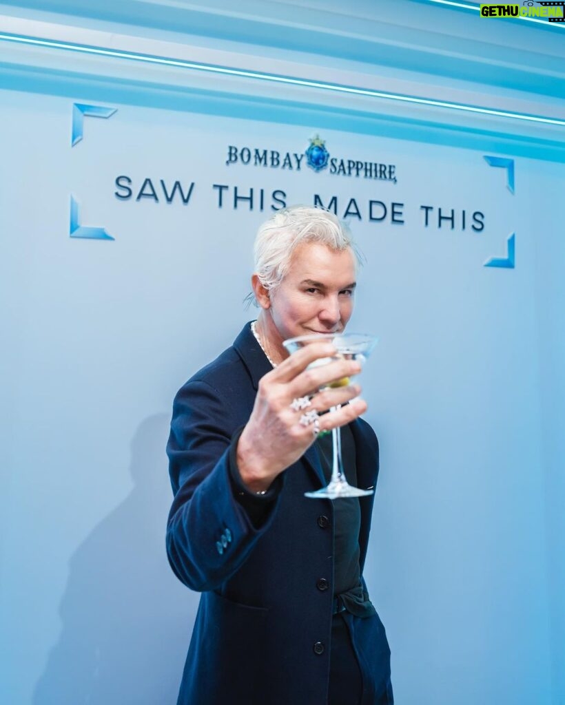 Baz Luhrmann Instagram - #ad I’ve been truly surprised by the depth of engagement with @aidarobot and most importantly the creative response to the #sawthismadethis campaign. Come along to the @chelseafactory.nyc it’s on till Saturday! @bombaysapphireus