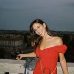 Beatriz Costa Instagram - • La Dolce Vita • Revelados os postais analógicos da Costa na costa amalfitana, e em Roma. O meu coração passou a falar italiano (eu ainda não, mas quase). #35mm #35mmfilm