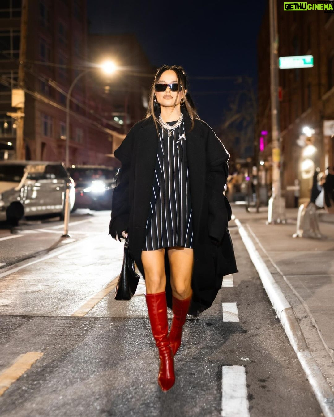 Becky G Instagram - city girllllll✨ New York, New York