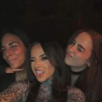 Becky G Instagram – What a week. Feliz viernes ✨