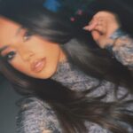 Becky G Instagram – What a week. Feliz viernes ✨