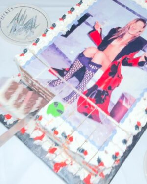 Behati Prinsloo Instagram - So grateful 🎂♉️💋 still just a teenage dirtbag 🤪