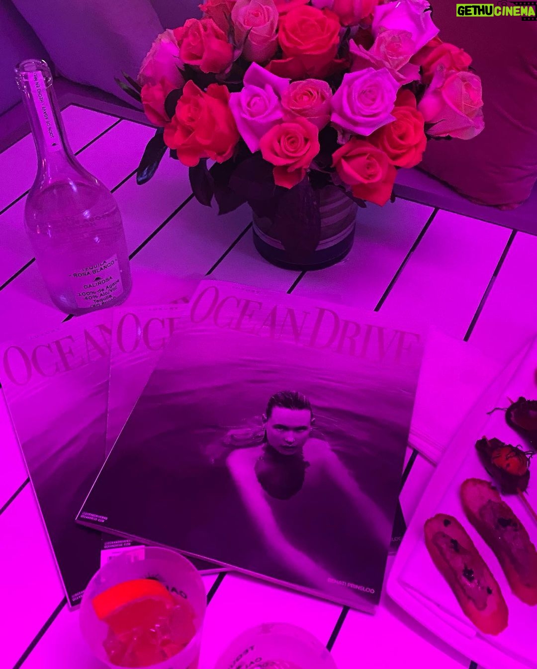 Behati Prinsloo Instagram - Salute Miami 🖤 @calirosa @oceandrivemag @sobewffest