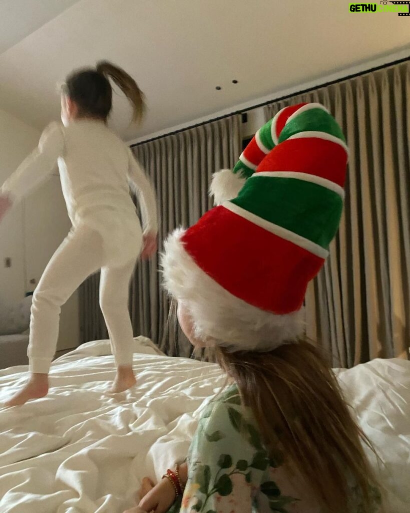 Behati Prinsloo Instagram - The elf is watching…