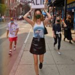 Behati Prinsloo Instagram - Comin in hot Boston… #fenwaypark @maroon5