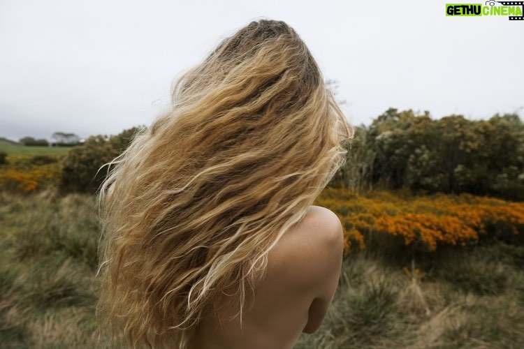 Behati Prinsloo Instagram - 🌾 day dreaming 🌾