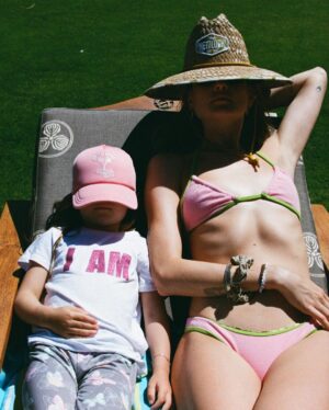Behati Prinsloo Instagram - Summer 2021 feels ❤️‍🔥