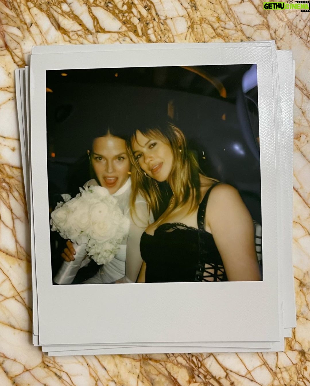 Behati Prinsloo Instagram - I DO…💒 Vegas style. @leiclick @thejackhuston love you both soooo much