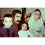 Behrang Toufighi Instagram – خانواده ما . پدرم ، سالهاست كه جايت خاليست . مادرم ، شادم ازينكه سلامتى و سايه ات بر سر ماست
