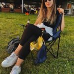Belfu Benian Instagram - Sarı poşet