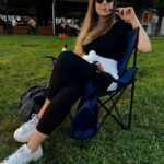 Belfu Benian Instagram - Sarı poşet