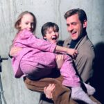 Benjamin Evan Ainsworth Instagram - This time last year was one of my final days on the set of Bly Manor, working with such amazing people. I’ve been looking back at some of my photos and wanted to share with you some of the more ‘silly’ behind the scenes moments. We really did have such a great time together. #dreamjob #blessed #thehauntingofblymanor #netflix