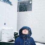 Benjamin Evan Ainsworth Instagram – Playing in the snow between scenes. Snow much fun! ❄️⛄️❄️🥶