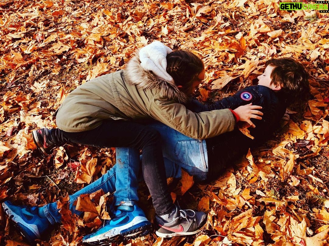 Benjamin Evan Ainsworth Instagram - Because we all need a leaf fight from time to time! 🍁🍁🍁🍁
