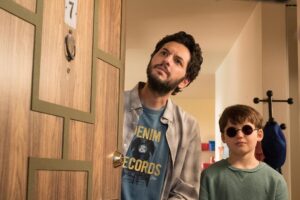 Benjamin Evan Ainsworth Instagram - With just 4 days to go until Flora & Ulysses is released on @disneyplus here’s 4 sneak peek images of my character William Spiver with the hilarious @rejectedjokes Ben Schwartz and the amazing @matildalawleractor Matilda Lawler... Friday. Disney+. Your sofa! 🐿💥⚡️

#disney+ #disney #flora&ulysses #williamspiver
