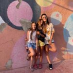 Beren Saat Instagram - My intelligent & talented babies ✨ @laraloutonka 💕@sibel_melek_arat 💕 #girlzpowa #mardin #atiye 🐝