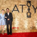 Beren Saat Instagram - Ladies and gentlemen finally Atiye/The Gift 🍀 dun gecede emegi gecen herkese cok tesekkur ederiz. thanks to everyone who organized the night @netflixturkiye @ogm.pictures @golin.istanbul @hybridcommunity supported us and shared their music with us @kenandogulu @mercandede @susoley @cihanokan @mahmutorhan @sezeruysal thanks to @ibrahimzengin for my hair design and special thanks to my dear friend @ozgurmasur for my lovely kimono dress 🦋 #atiye #thegift #netflixturkiye #netflix #gobeklitepe 📸: @pedrogomesphotographer @jamesgillham