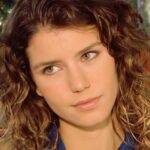 Beren Saat Instagram - 👁 🙏🏻#thewomenwhomadememorehuman 💫#benidahadainsanyapankadinlar