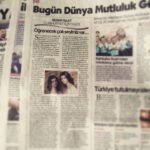 Beren Saat Instagram - Mutluluktan öğrenecek çok şeyimiz var #cumhuriyetgazetesi #dünyamutlulukgünü #internationaldayofhappiness