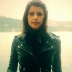 Beren Saat Instagram - Cumhuriyet Bayramımız kutlu olsun! 🇹🇷 İşaret diliyle Atatürk'ün Gençliğe Hitabesi