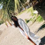 Betül Şahin Instagram - İyi bir yolcunun belirlenmiş bir planı yoktur, ve ulaşmaya da niyeti yoktur.