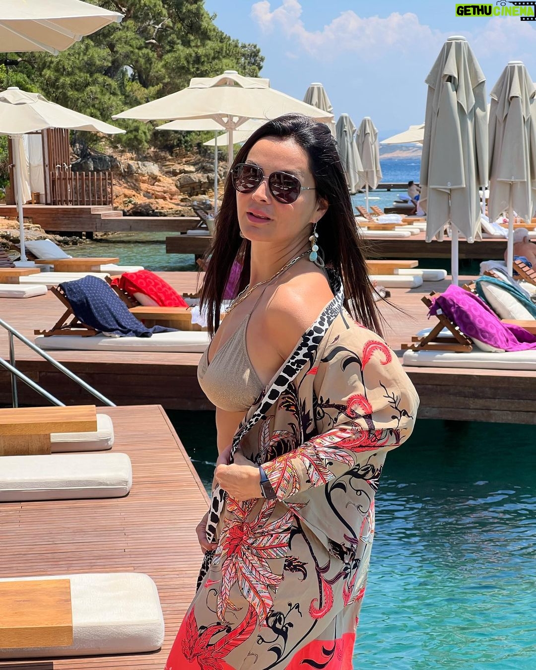 Betül Şahin Instagram - Bir maviyi, bir yeşili💙💚 Bodrum Loft