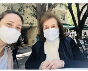Betina O'Connell Instagram - Salida con Mama💜💜💜