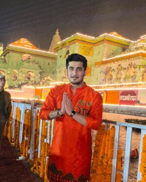 Bhavin Bhanushali Instagram - 22-01-2024. The day our ancestors fought for. The day that came after 500 years. Can’t be more happy to be at Ram mandir Ayodhya on this day❤️ Jay Shree Ram 🚩 Jay Jay Garvi Hindu 🚩 
Outfit by: @bhanu.designer 
#jaishreeram #ayodhya #rammandir