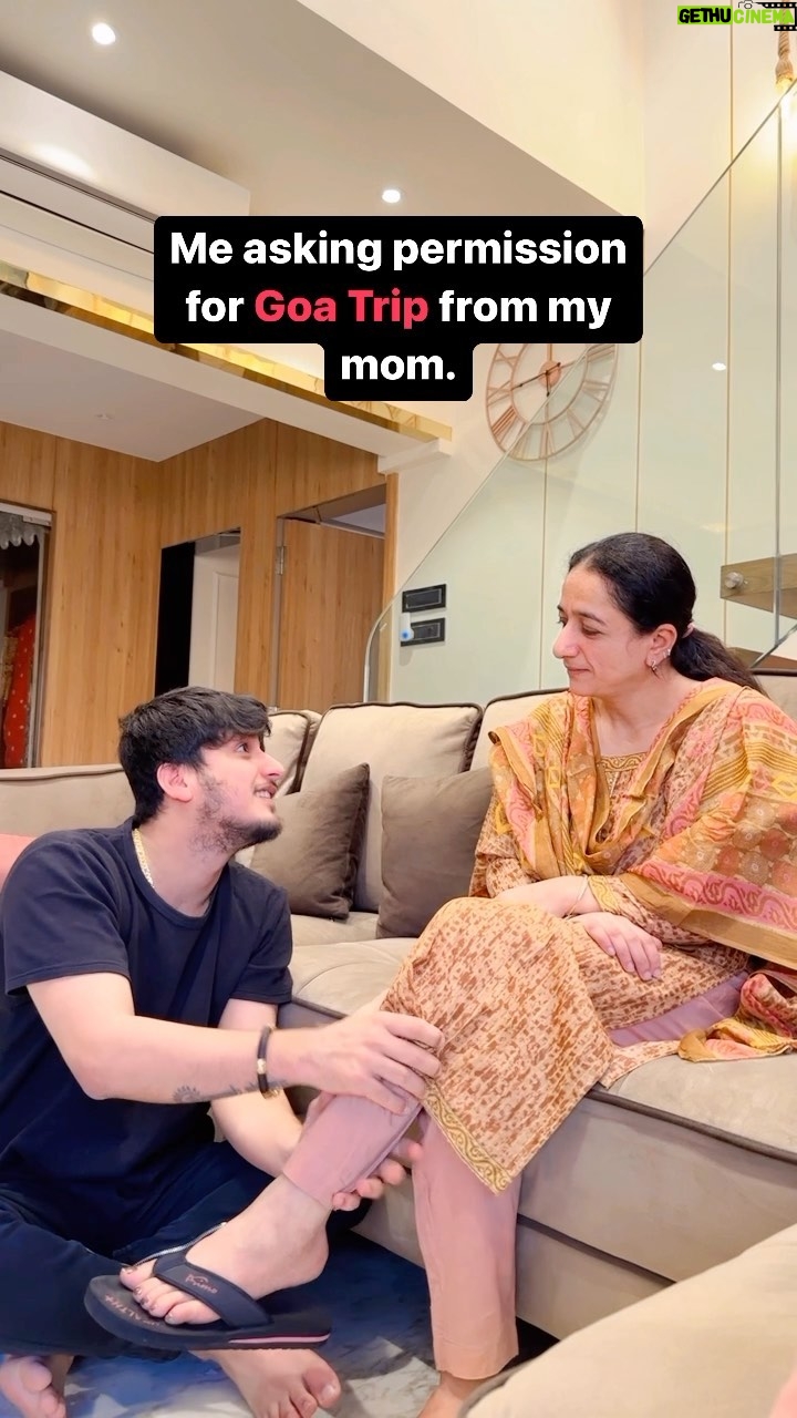 Bhavin Bhanushali Instagram - Goa Trip ka lafda toh hota hi hai baba 😂