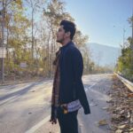 Bhavin Bhanushali Instagram - Udaan bharne ke liye taiyaar ❤️ Rishikesh