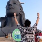 Bhavin Bhanushali Instagram - Har Har Mahadev ❤️ Adi yogi ❤️ Thanks for this beautiful experience @sadhguru @isha.foundation #harharmahadev #omnamahshivaya Follow me on @officialjoshapp for more such videos ❤️ Adiyogi Shiva statue