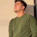 Bhavin Bhanushali Instagram - Haar bhi kabhi hara nahi sakti ❤️ #shayari #ownvoice #babatalks Follow me on @officialjoshapp for more such videos ❤️