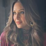 Bipasha Basu Instagram – Loveyourself 🩷🧿