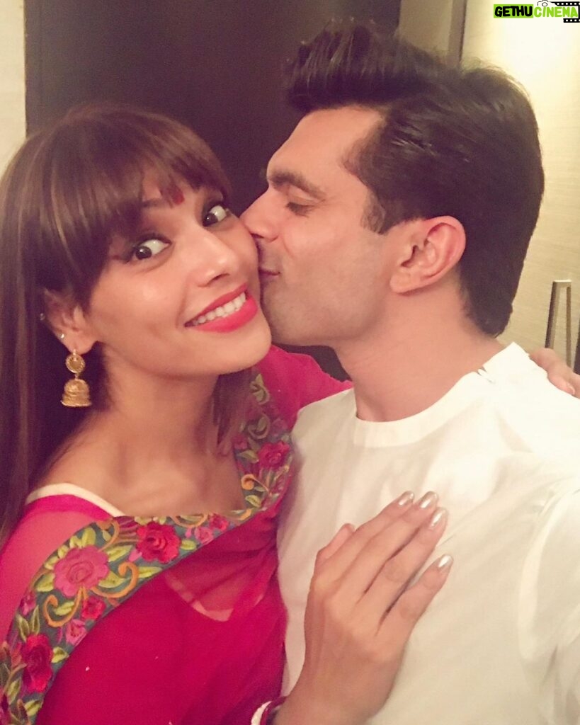 Bipasha Basu Instagram - Our first Karwa Chauth post our wedding ❤️🧿 Time has flown by so fast. My love and prayers for you @iamksgofficial have only gotten stronger and stronger each year ❤️🙏🧿 You are my person , my forever, my heart , my life , my everything ❤️🧿 Monkeylove forever ❤️ Happy Karwa Chauth to all ❤️ #monkeylove