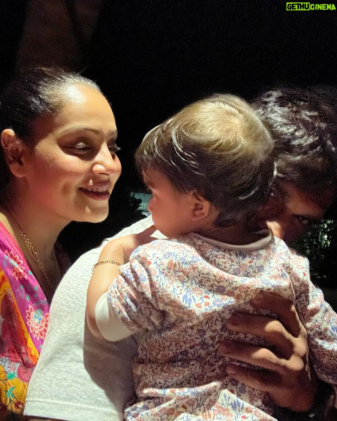 Bipasha Basu Instagram - My 🌍🧿 #monkeylove