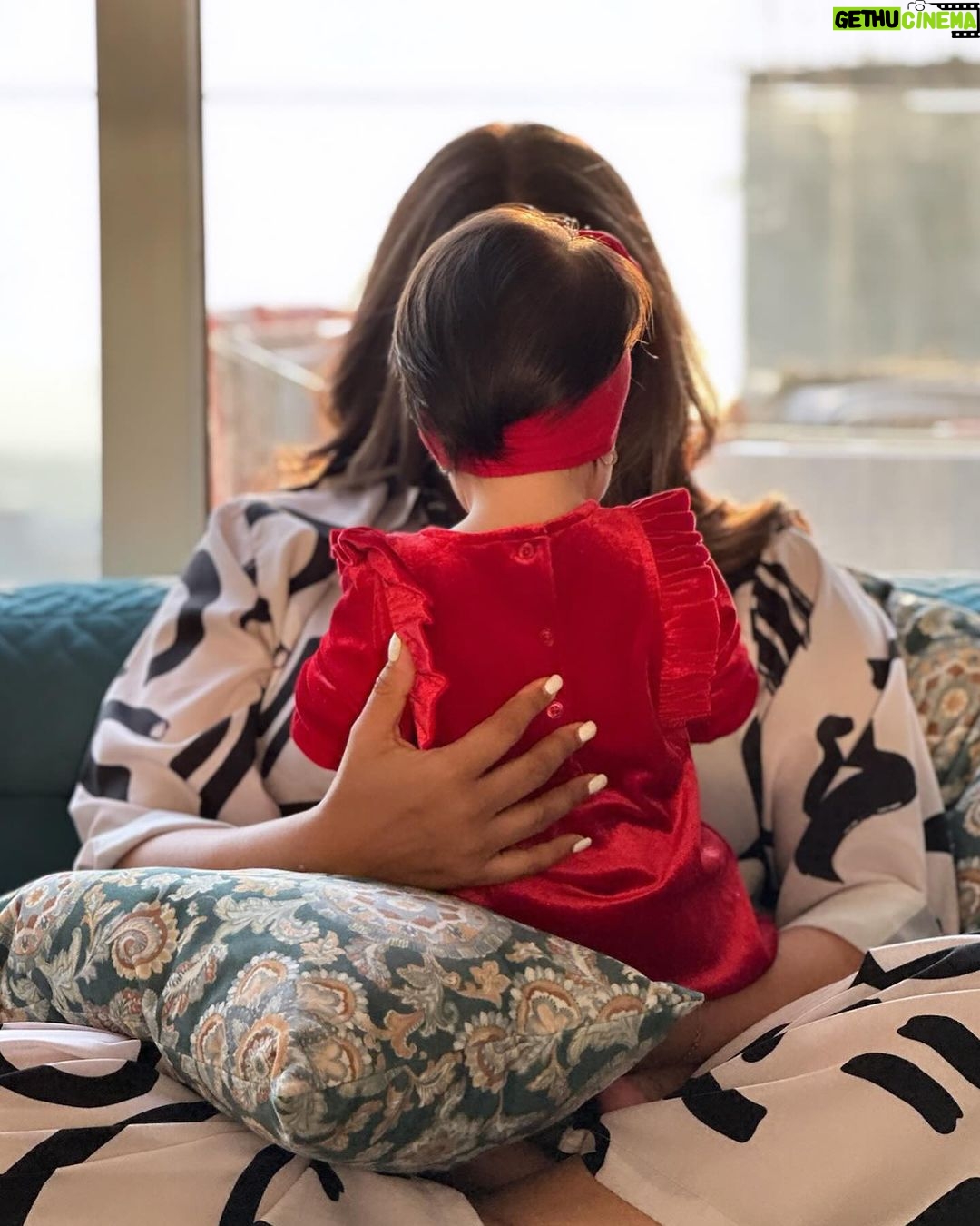 Bipasha Basu Instagram - Just 2 chatterboxes … chatting away ❤️🧿